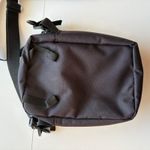 Columbia  Black Nylon Crossbody Bag Small Travel Everyday Pouch Photo 3