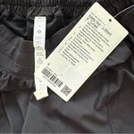 Lululemon Hotty Hot Low-Rise Lined
Short 4" size 6 Photo 5
