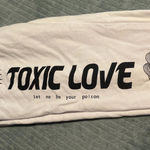 Adika Toxic Love Sweatpants Photo 5