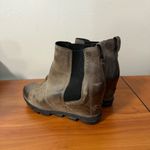 Sorel Joan Of Arctic Wedge II Chelsea Boot Grey Brown 1808551052 Size 7.5 Photo 1