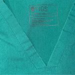 FIGS Casma Three-Pocket Scrub Hunter Green Top size Small Photo 2