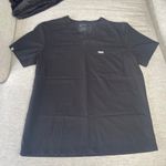 FIGS Mens Leon Three-Pocket Scrub Top Large Black V Neck CNA RN VET Photo 1