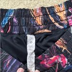 Black/Pink Floral Hotty Hot Shorts 2.5” - 10 #lululemon #shorts Photo 3