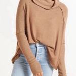 Evereve  Cowl Neck Long Sleeve with Thumbholes Relaxed‎ Pullover Sweater Size S Photo 0