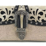 Western Shine Belt Buckle Crossbody Wallet. Photo 0
