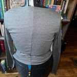 Fabletics gray sporty twist hem Athleisure long sleeve top Photo 2