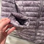 Lululemon  Pack It Down Again Jacket Hooded Puffer 700 Down Lilac Purple Size 2 Photo 3