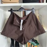 Lululemon  Utilitech Relaxed Fit High Rise Short 3.5 Espresso Brown Womens 10 EUC Photo 5