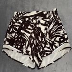 Lululemon  Hotty Hot Shorts Photo 0
