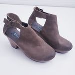 Natural Reflections  Chunky Ankle Clog Heels Photo 1