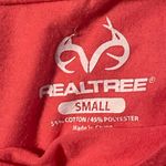 Realtree  Red Shirt Small logo Photo 3