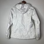 Eddie Bauer  Women’s White Weatheredge Jacket Small Photo 1