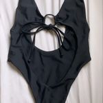 cut out black bikini Photo 2