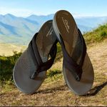 Clarks Black Cloudsteppers Black Double Band Sandals Flip Flops Photo 0