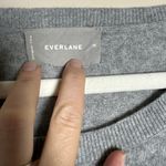 Everlane  The Classic Crew In Cashmere Lug HR Heather Grey Sweater M Photo 1