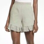 VERO MODA  Juna High Waisted Eyelet Shorts - size Large - VGUC Photo 4