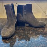 Kenneth Cole  REACTION womens Salt Chelsea Ankle Boot 8 NWT Photo 3