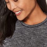 Lululemon  Kitsilano Grey Warp Knit Long Sleeve Top LULu LIKE NEW Size 6 Photo 6