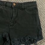 NYDJ  TUMMY TUCK JEANS BLACK DENIM SHORTS SIZE 6 GUC #4073 Photo 1