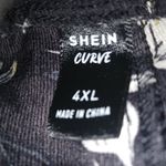 SheIn Curve 4X Black Floral Crepe Shorts Plus Photo 4