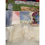 Lot of 18 Vintage Handkerchiefs, Scarves, Wrist Bow, Bag Photo 2