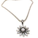 Sterling Silver Daisy pendant necklace, 34.8g Photo 2