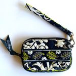 Vera Bradley Like New  Zippered ID Holder/Wristlet Photo 0