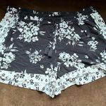 Simply Vera Vera Wang Black & White Floral Designs W Front  Tie Tassels … Photo 0