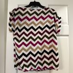 New Direction brown, burgundy & tan chevron ladies blouse. Medium. Short sleeves Photo 1