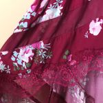EXPRESS NWT Women’s Floral Print Magenta Eyelet Lace Hi-Low Maxi Skirt Photo 3
