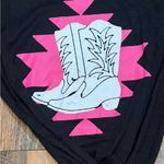 Western Black Graphic Tshirt, Pink with boots, size 3XL, BRAND NEW, Rowdy Crowd Photo 1