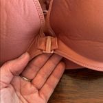 Victoria Sport  High Impact Sports Bra size 36d Photo 7