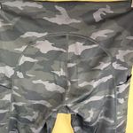 Athleta  Ultimate Camo‎ 7/8 Leggings Womens Tights Size Large Activewear Outdoor Photo 6