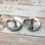 Vintage Clip On Earrings Photo 3