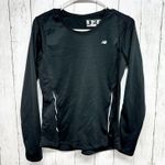 New Balance Top Women Size Small Long Sleeve Black Base Layer Thermal Athletic Photo 0