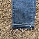 Levi's  Women’s Wedgie Straight 27 Jeans Size 27x27 Blue Denim Frayed Hem Used Photo 6
