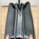 Kate Spade Lise Bixby Place Tote/Crossbody & matching wallet - hare gray Photo 13