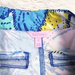 Lilly Pulitzer  Ellie Shorts Bright Navy Blue Big Flirt Hibiscus Floral Size 4 Photo 5