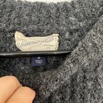 Universal Threads Universal Thread Gray Crew Neck Sweater Photo 1