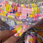 Lilly Pulitzer  Sz small  Women's Shorts Photo 2