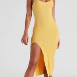 Windsor Yellow midi dress Photo 0