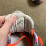 ASICS  Women's 8.5 Gel-Kayano 28 Discontinued Running Shoes Photo 6