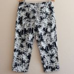 INC International Concepts Cropped Pants Women's 12 Zip‎ Pockets Palm Tropical Black Photo 2