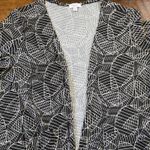 LuLaRoe  XL Kimono Duster Open Front Cardigan Black White Abstract Lightweight Photo 3