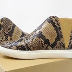 Coconuts by Matisse  Love Worn Sneakers NWT 7.5 Photo 1