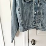 Guess  Vintage 90s Medium Light Wash Trucker Denim Jacket Leather Trim Collar M Photo 2