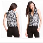 Theory 𝅺EUC  Moha abstract clouds silk top sz medium Photo 1