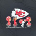 Gildan Kansas City Chiefs Snoopy The Peanuts T-Shirt Photo 1