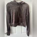 Aerie ‎ Offline Women's Dark Grey Hooded Velour Cropped Sweatshirt Photo 3