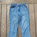 PacSun  mom jeans light wash 26 straight leg 2 jeans Photo 2